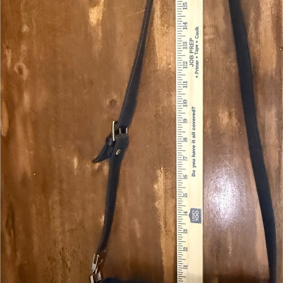 Liz Claiborne simplistic Black slim medium Leather Crossbody Adjustable Strap - Picture 11 of 13